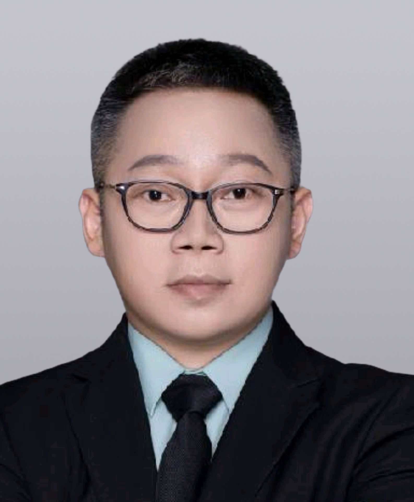 吕光富律师
